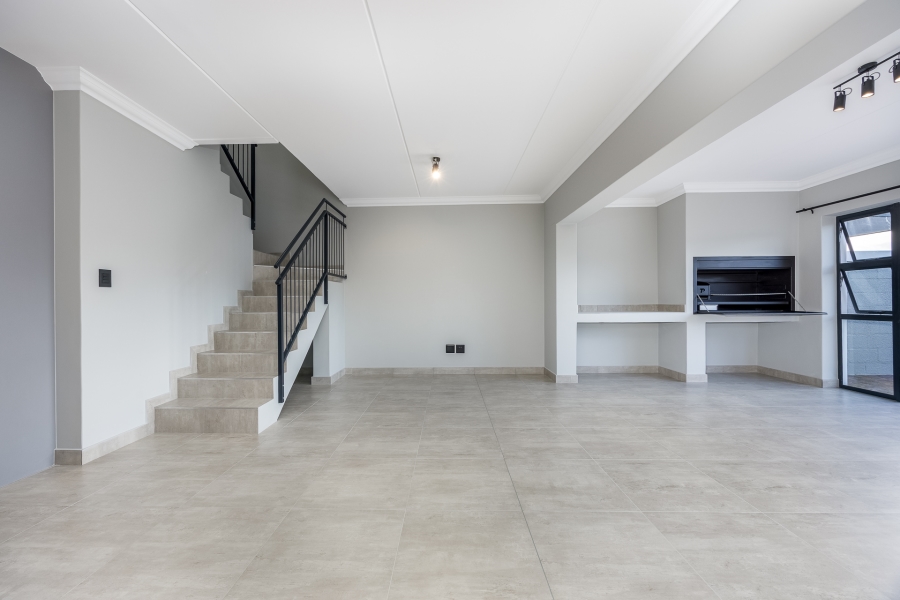 3 Bedroom Property for Sale in Brackenfell South Western Cape
